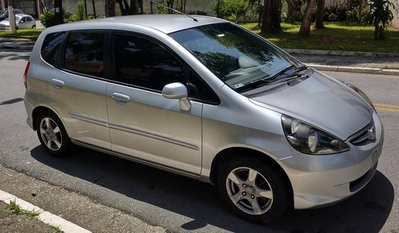 HONDA FIT 1.4 LX 8V GASOLINA 4P AUTOMÁTICO